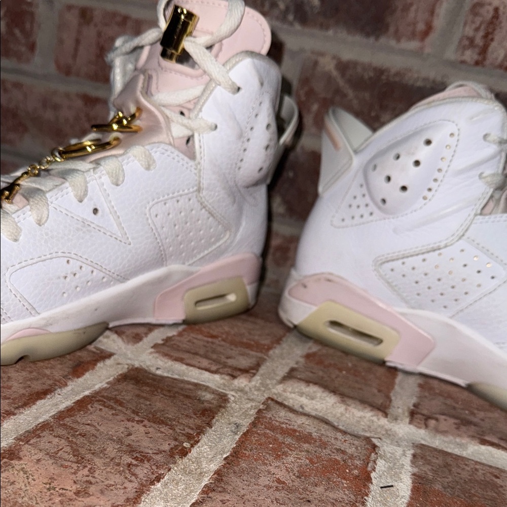 Womens Jordan 6 retro “gold hoops” Sneaker white/pink size 8.5 - Picture 8 of 14
